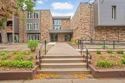 450 Ford Rd #120, Saint Louis Park, MN 55426