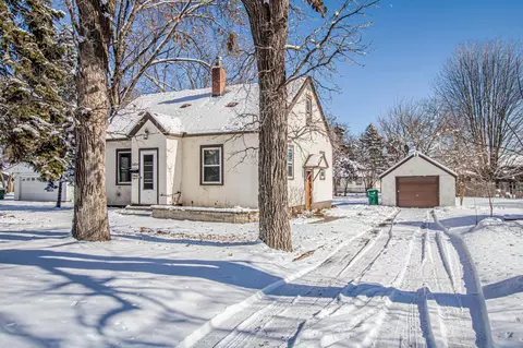 5834 Camden Ave N, Brooklyn Center, MN 55430