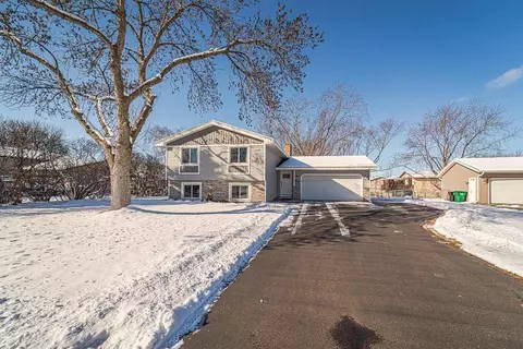 3367 12th Ave, Anoka, MN 55303