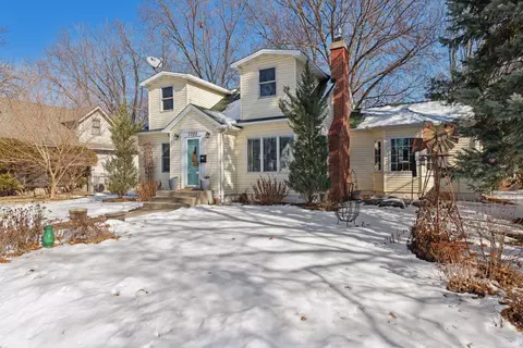 3322 Grimes Ave N, Robbinsdale, MN 55422