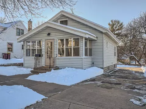 1099 Humboldt Ave, West Saint Paul, MN 55118