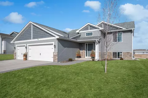 1703 Misty Cir, Buffalo, MN 55313