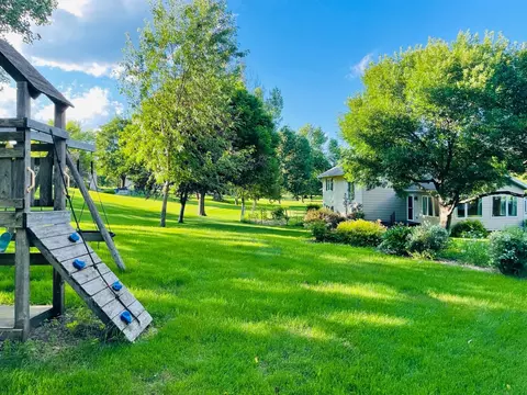 1820 Danielle Dr, Saint Cloud, MN 56301 photo 40
