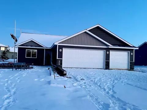 63 Balsam Ln, Madison Lake, MN 56063