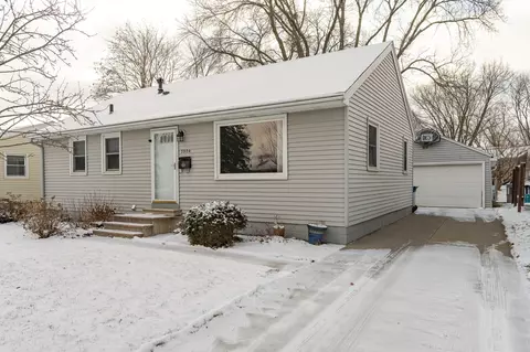 3904 7th Pl NW, Rochester, MN 55901