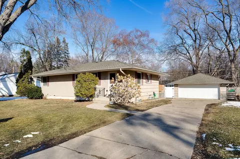 4036 Louisiana Ave N, New Hope, MN 55427