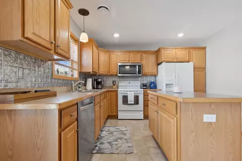300 Cedar St #13, Baldwin, WI 54002 photo 10