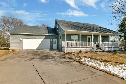 5905 Prairie Rose Cir, Saint Cloud, MN 56303