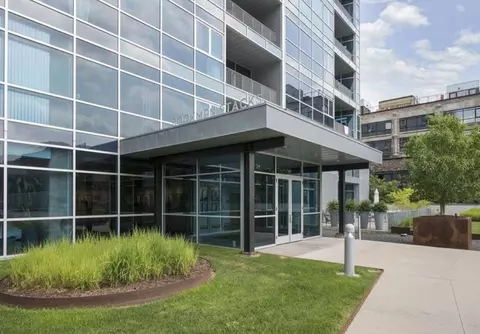 345 6th Ave N #405, Minneapolis, MN 55401