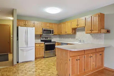 4280 Boulder Ridge Pt, Eagan, MN 55122 photo 12
