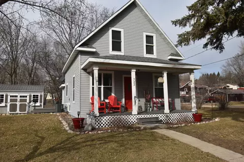 722 Wollan St, Starbuck, MN 56381