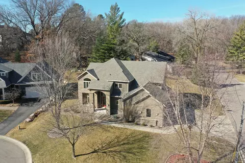 6551 Bissen Cir, Hopkins, MN 55343