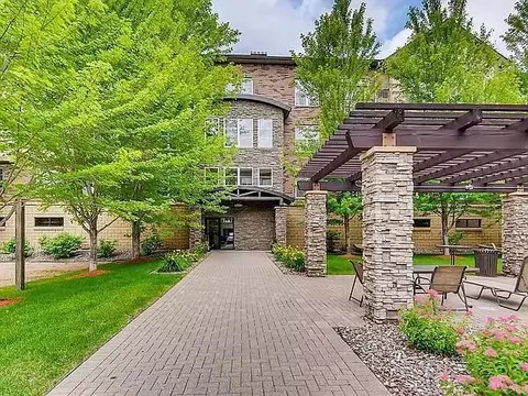 13570 Technology Dr #2121, Eden Prairie, MN 55344