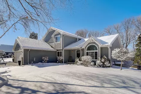 4703 Bristol Blvd, Eagan, MN 55123