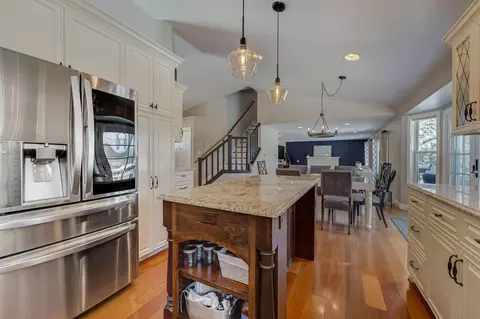 Kitchen - 4703 Bristol Blvd, Eagan, MN 55123 photo 2 of 3