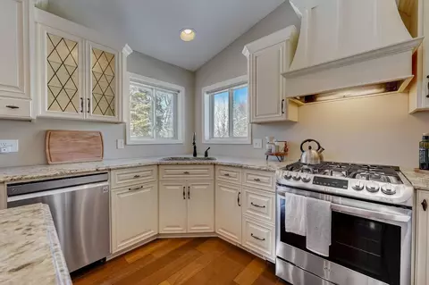 Kitchen - 4703 Bristol Blvd, Eagan, MN 55123 photo 3 of 3