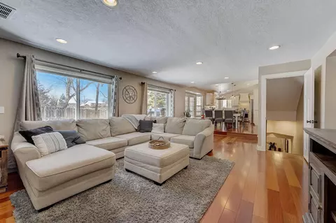 Living - 4703 Bristol Blvd, Eagan, MN 55123 photo 3 of 6