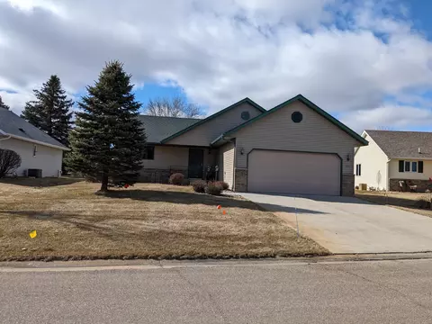 1276 Westbrook Cir, Alexandria, MN 56308