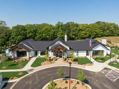 1107 Moers Dr, Chaska, MN 55318