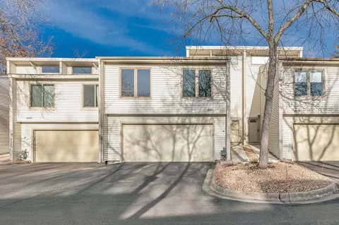 8383 Lower 138th Ct #8383, Apple Valley, MN 55124