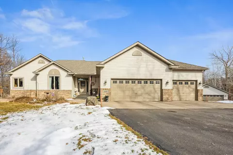 19839 Naples St NW, Elk River, MN 55330