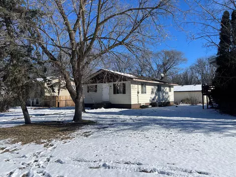 1022 12th Ave SE, Saint Cloud, MN 56304 photo 2