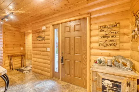 Entry Way - 51797 Timber Trl Rd, Bigfork, MN 56628 photo 1 of 2