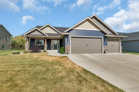 2147 6th St N, Sartell, MN 56377