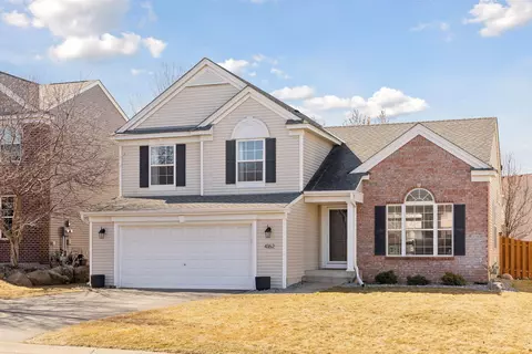 4162 Oakbrooke Dr, Eagan, MN 55122