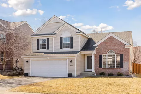 4162 Oakbrooke Dr, Eagan, MN 55122