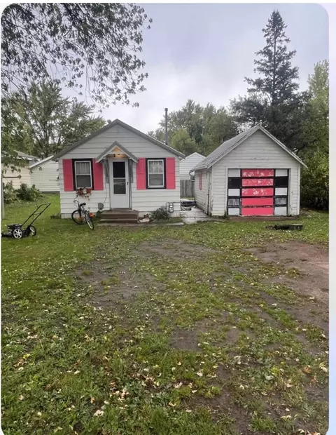 2005 Stevens St, Albert Lea, MN 56007