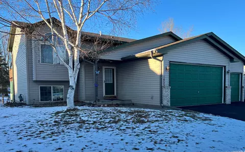 1455 Marigold Dr, Cambridge, MN 55008
