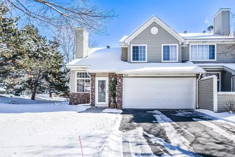 8828 Branson Dr #40, Inver Grove Heights, MN 55076