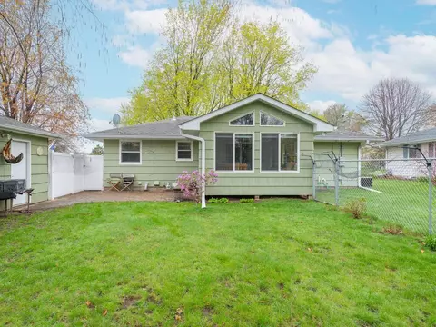 8807 Beard Ave S, Bloomington, MN 55431 photo 29