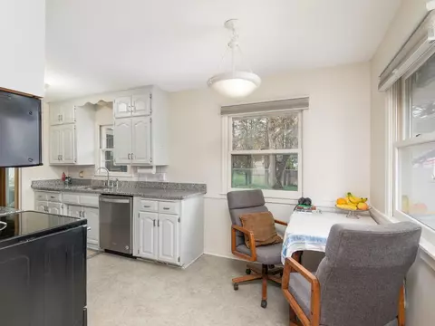 8807 Beard Ave S, Bloomington, MN 55431 photo 8