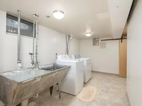 8807 Beard Ave S, Bloomington, MN 55431 photo 21