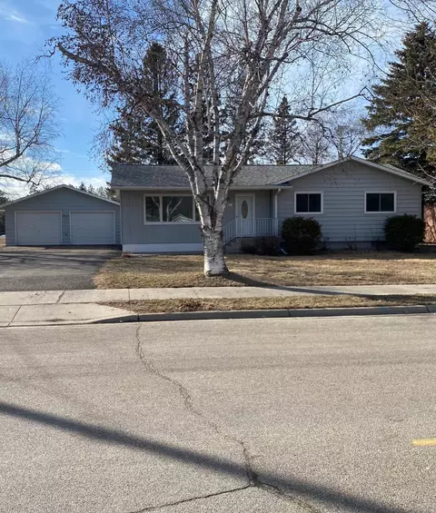 1424 Corbett Rd, Detroit Lakes, MN 56501
