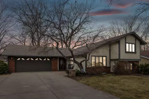 2000 29th Ave NW, New Brighton, MN 55112
