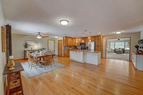 25231 Itasca Ave, Forest Lake, MN 55025