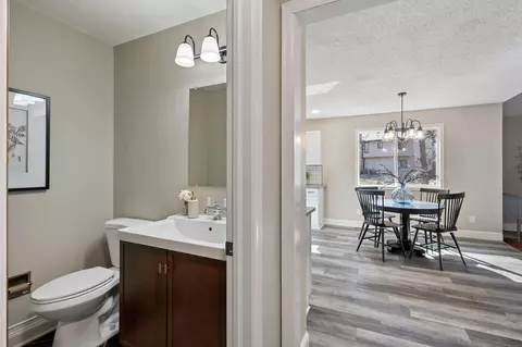 Bath - 2875 Pheasant Cir, Mound, MN 55364 photo 1 of 5