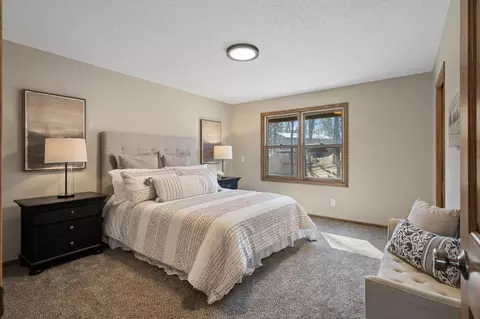 Bedroom - 2875 Pheasant Cir, Mound, MN 55364 photo 2 of 4