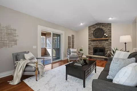 Living - 2875 Pheasant Cir, Mound, MN 55364 photo 7 of 10