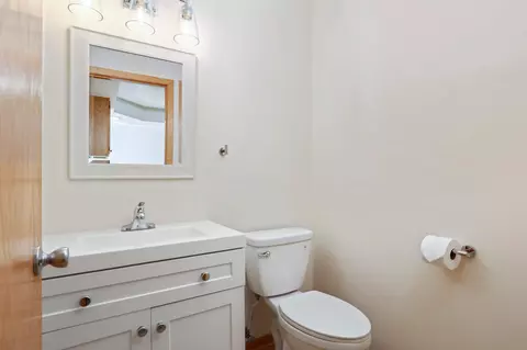 1900 Sapphire Pt #111, Eagan, MN 55122 photo 15