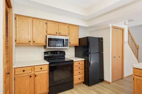 1900 Sapphire Pt #111, Eagan, MN 55122 photo 14