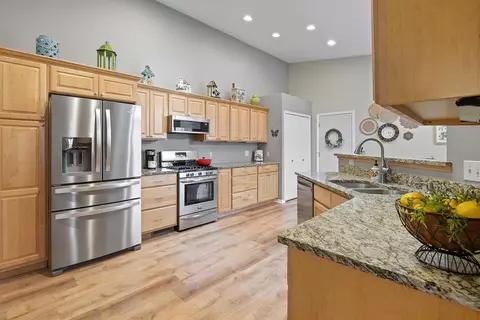 3478 Trails End Rd, Eagan, MN 55123 photo 7