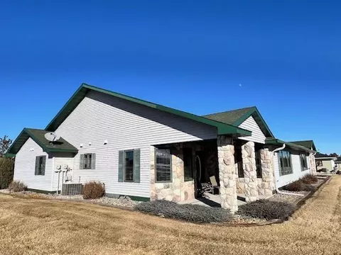 306 Olson Ct NE, Bagley, MN 56621