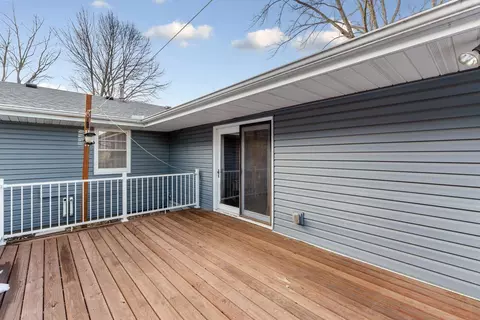 Exterior - 931 9th Ave SW, Faribault, MN 55021 photo 5 of 7