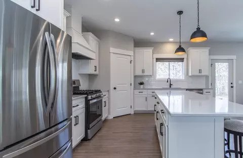 Kitchen - 16463 Sanctuary Way, Brainerd, MN 56401 photo 3 of 7