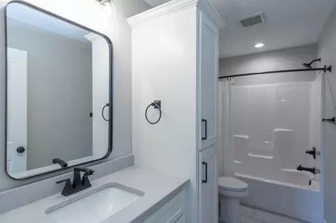 Bath - 16463 Sanctuary Way, Brainerd, MN 56401 photo 6 of 9