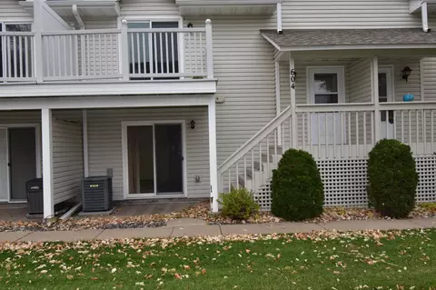 604 78th Ave NE, Spring Lake Park, MN 55432